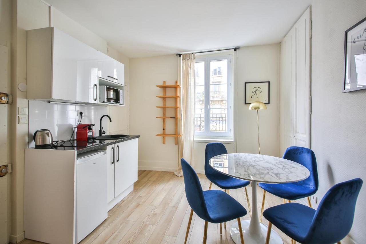 11#appartement 4pers#sevres-lecourbe#necker París