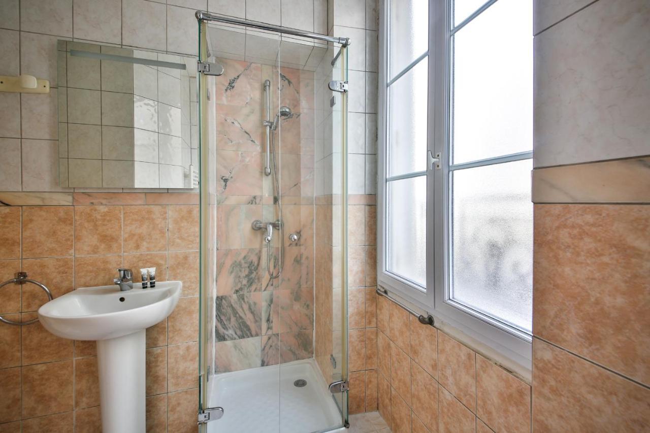 11#appartement 4pers#sevres-lecourbe#necker * París